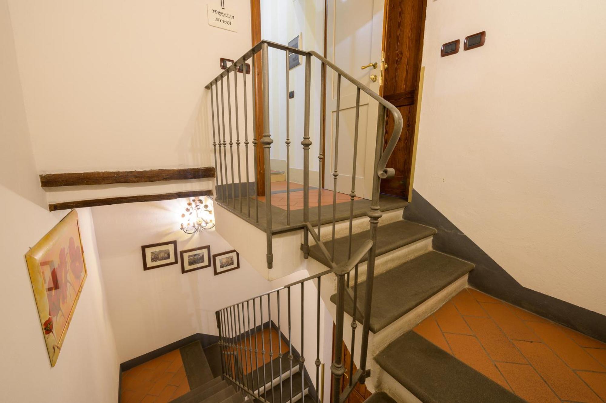 Appartamento Terrazza Silena, centro storico con vista Cortona! Esterno foto